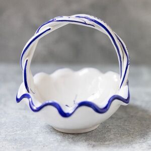 RCCL Hand Painted Ceramic Pottery Basket from Portugal Blue/White Vintage 1988